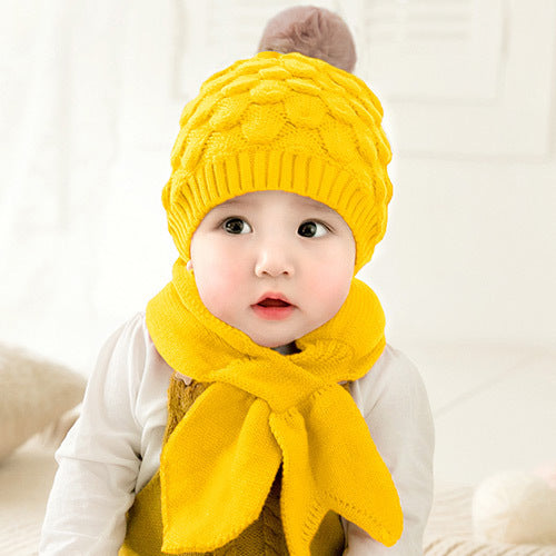 Baby scarf and woolen cap set