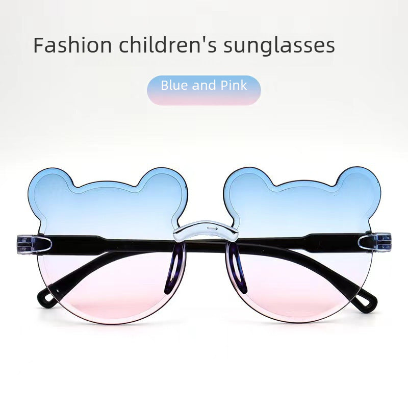 Children's Glasses Sunglasses UV Protection For Boys And Girls Fashion Cute Baby Bear Ears Sunglasses Modeling Photo