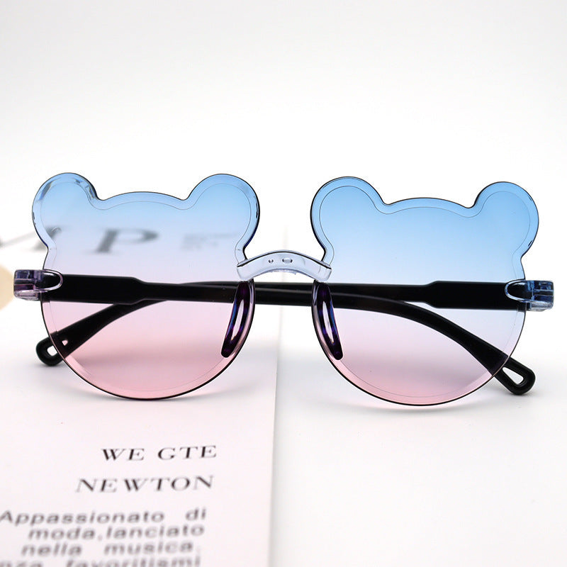 Children's Glasses Sunglasses UV Protection For Boys And Girls Fashion Cute Baby Bear Ears Sunglasses Modeling Photo