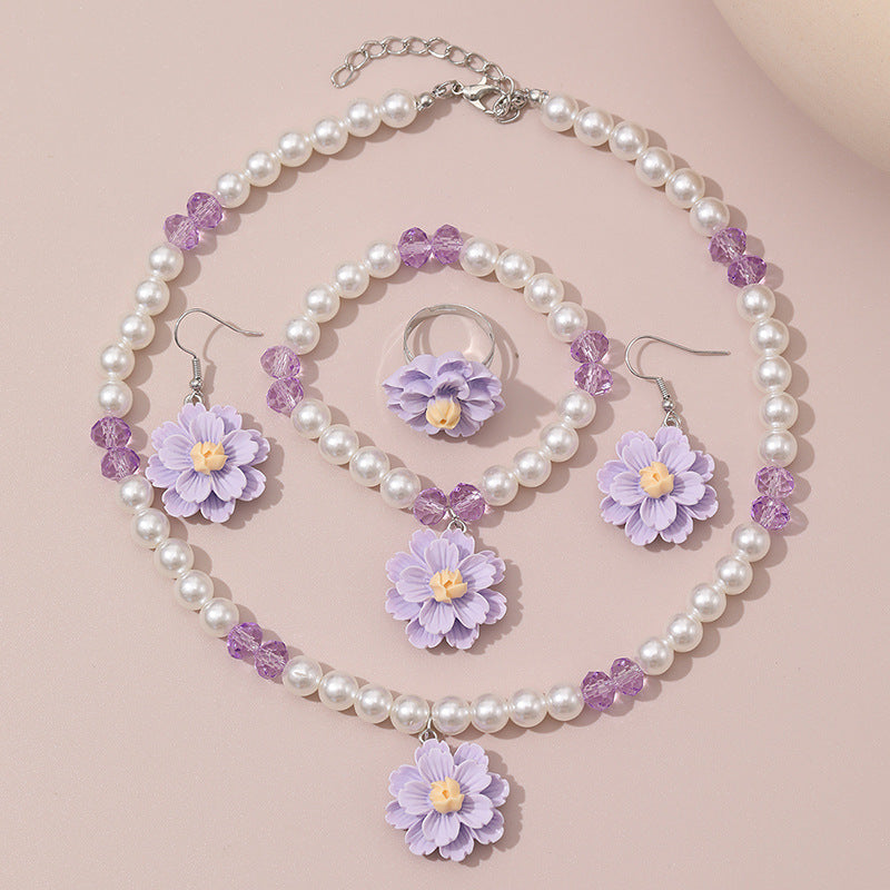 Luxury Niche Design Sweet Imitation Pearl Flower Pendant Children's Necklace Four-piece Set