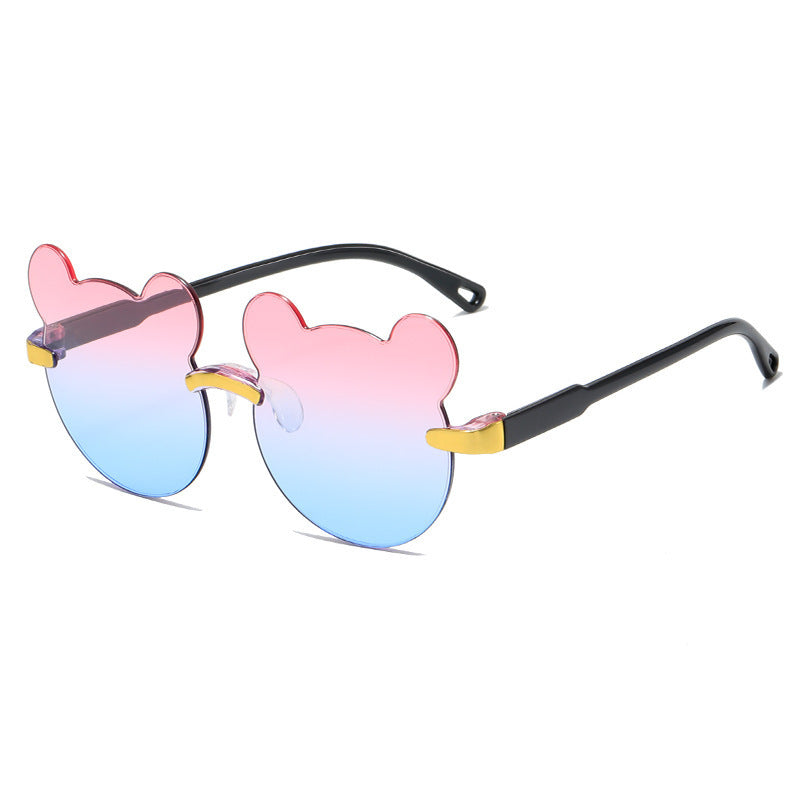 Children's Glasses Sunglasses UV Protection For Boys And Girls Fashion Cute Baby Bear Ears Sunglasses Modeling Photo