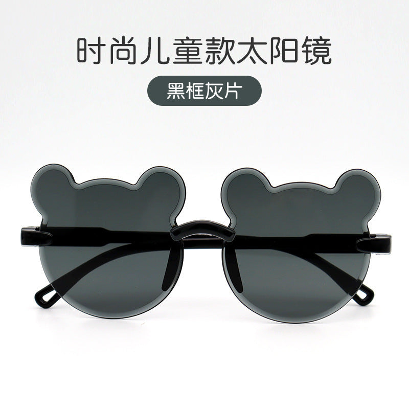 Children's Glasses Sunglasses UV Protection For Boys And Girls Fashion Cute Baby Bear Ears Sunglasses Modeling Photo