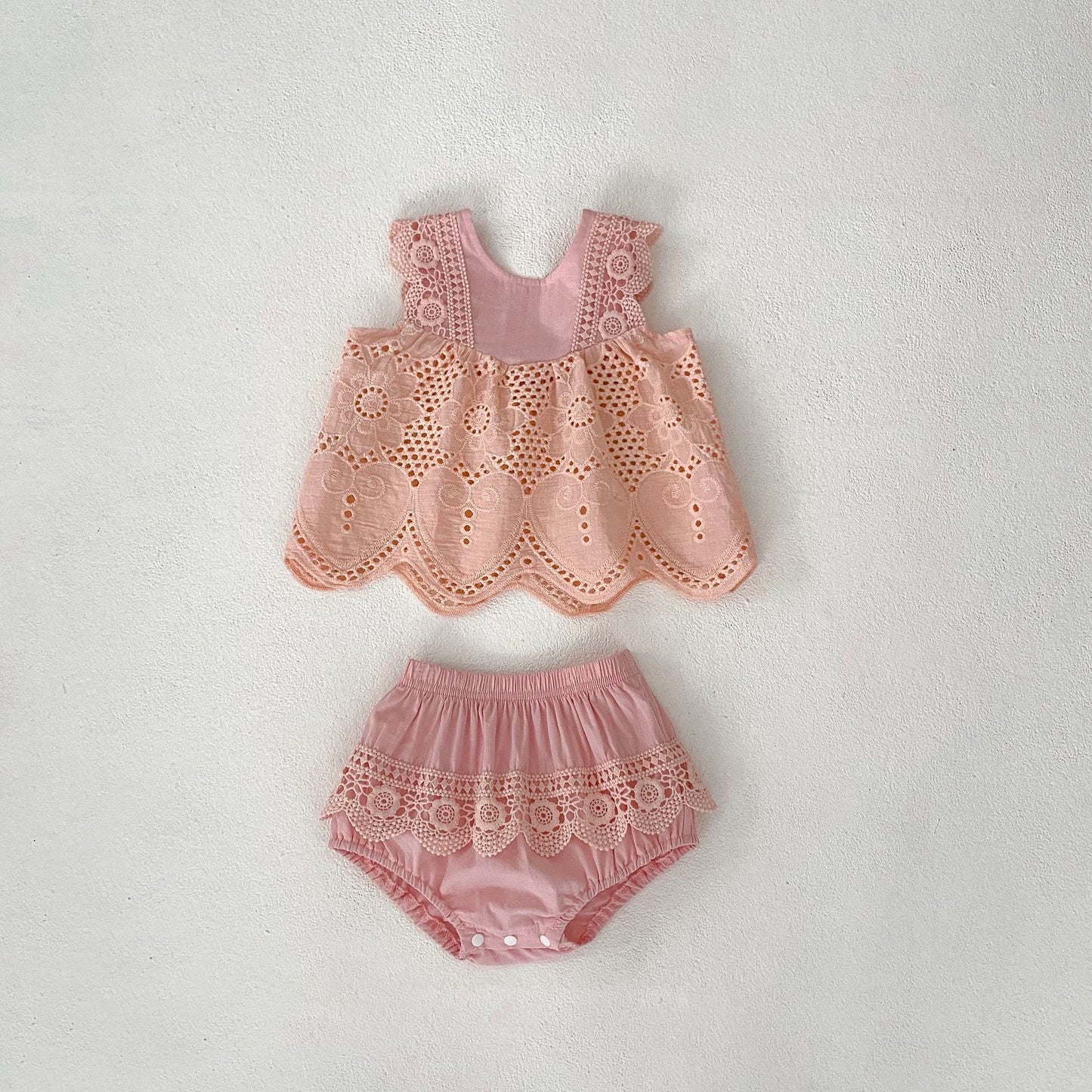 Summer Infant Girl Baby Round Neck Sleeveless Lace Stitching Top + Solid Color Bag Fart Pants 2 Pieces Suit