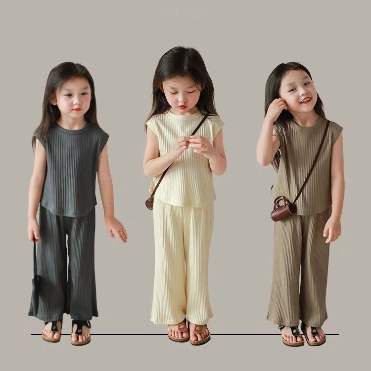 Summer New Girls' Baby Ice Silk Suit Girls' Baby's Summer Loose Sleeveless Vest Top Trousers Two-piece Set