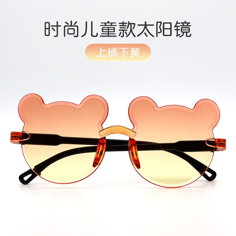 Children's Glasses Sunglasses UV Protection For Boys And Girls Fashion Cute Baby Bear Ears Sunglasses Modeling Photo